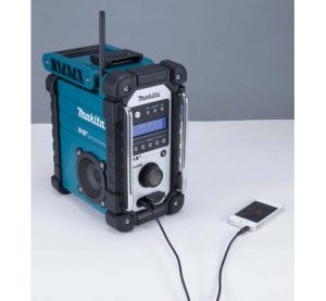 Makita DMR 110 2