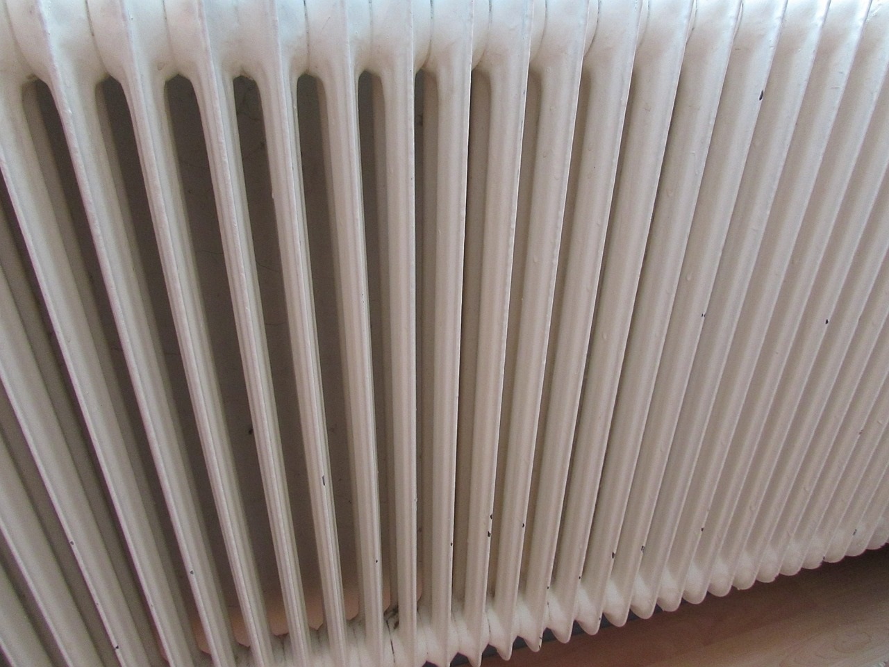 Een radiator verven